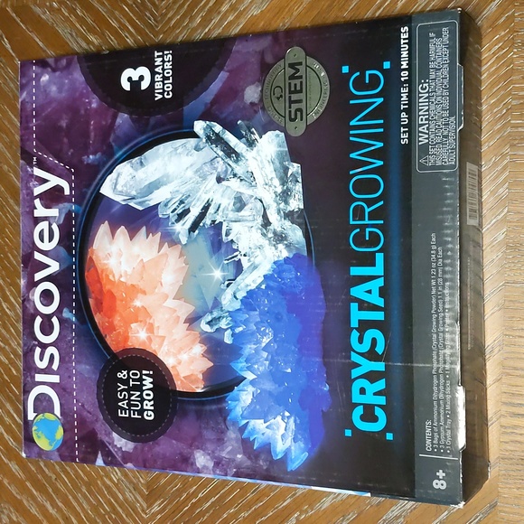 Kids Discovery Crystal Growing Kit with the STEM Seal of Authenticity - Picture 1 of 9